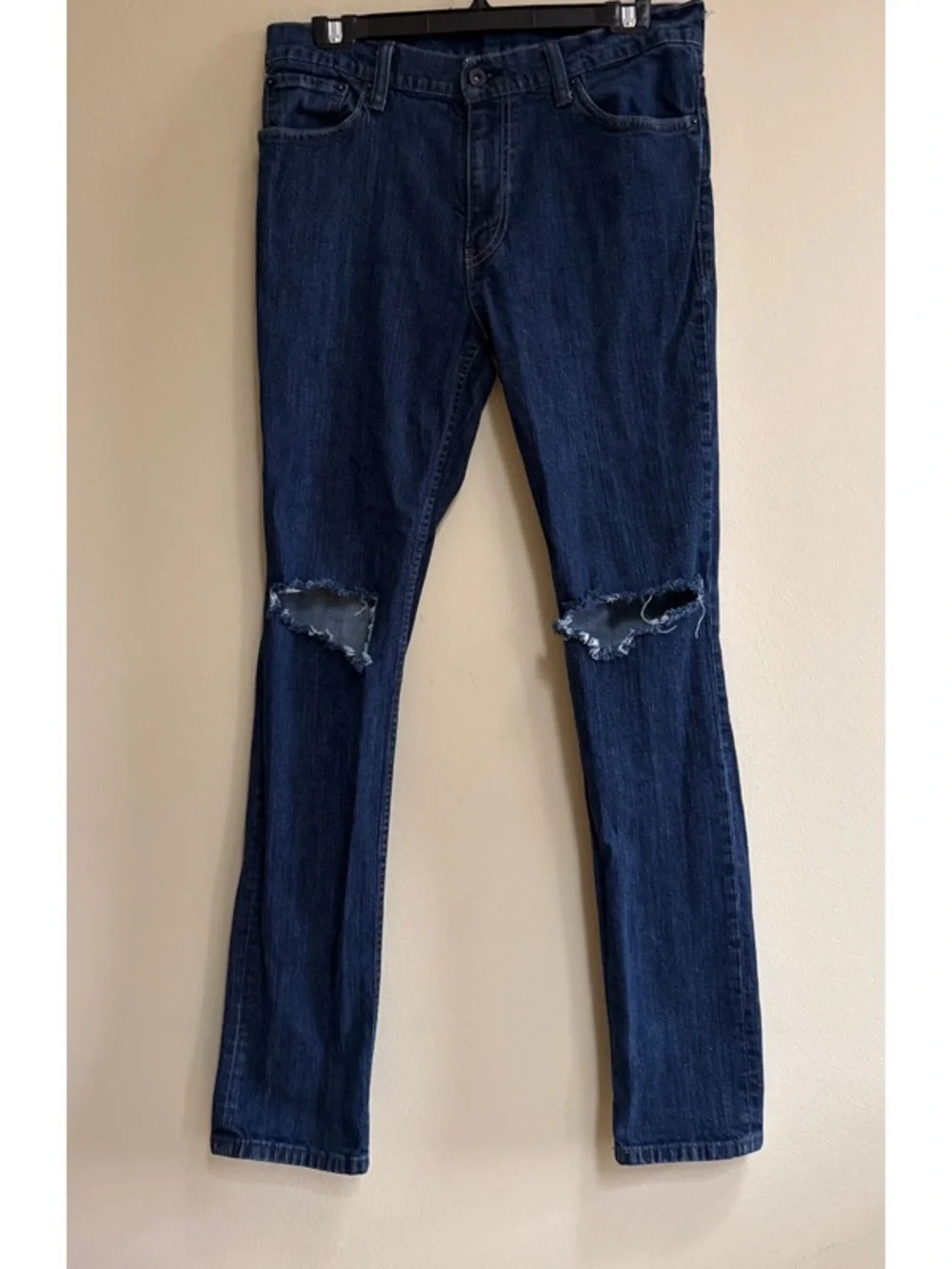 510 Super Skinny Distressed Jeans